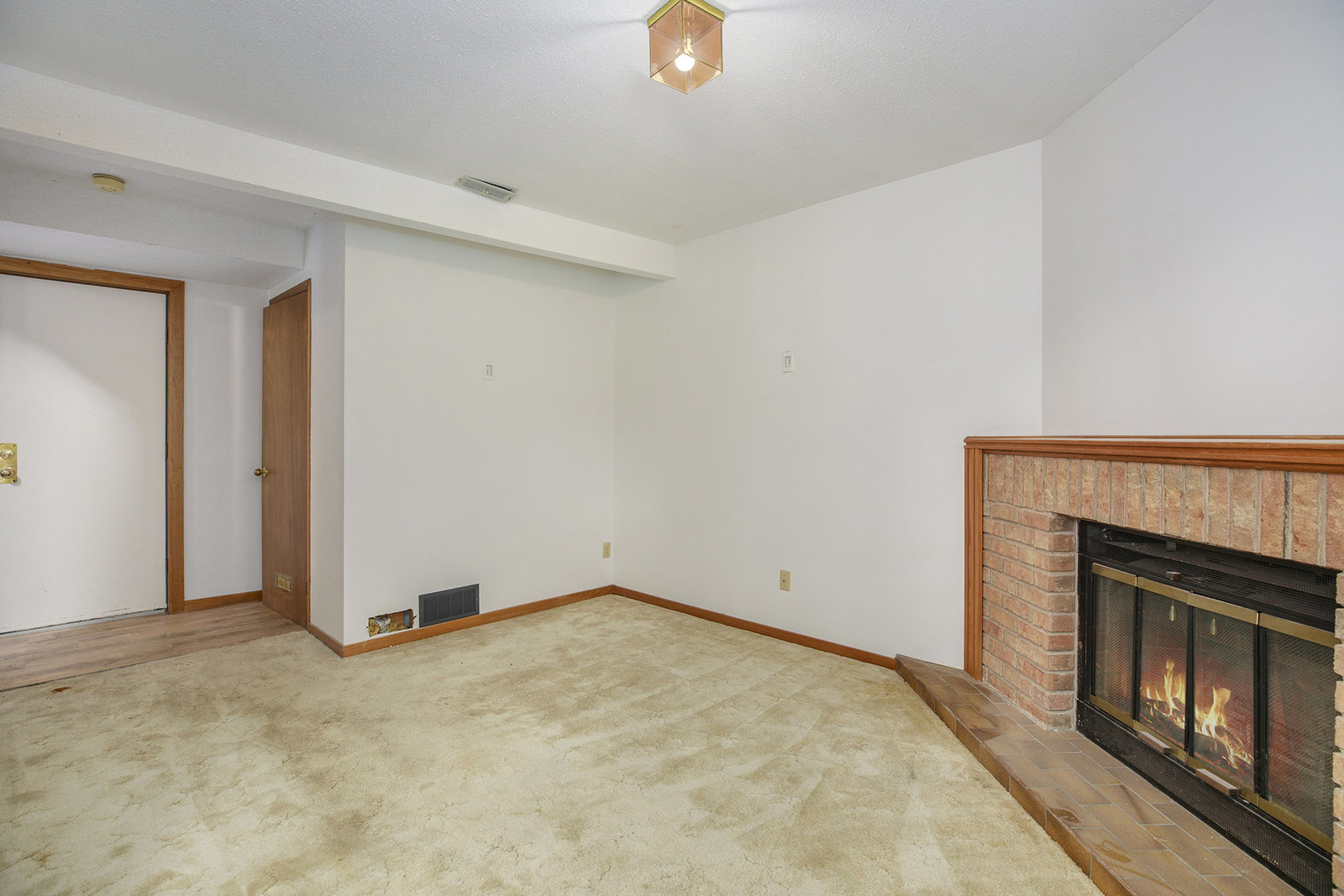 5 Maplehurst Ave