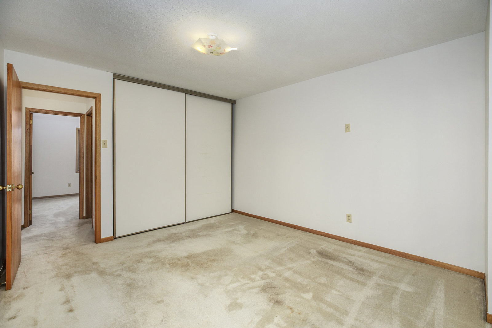 5 Maplehurst Ave